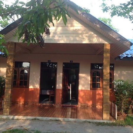 Khemthong Resort 2 Trang Exterior photo