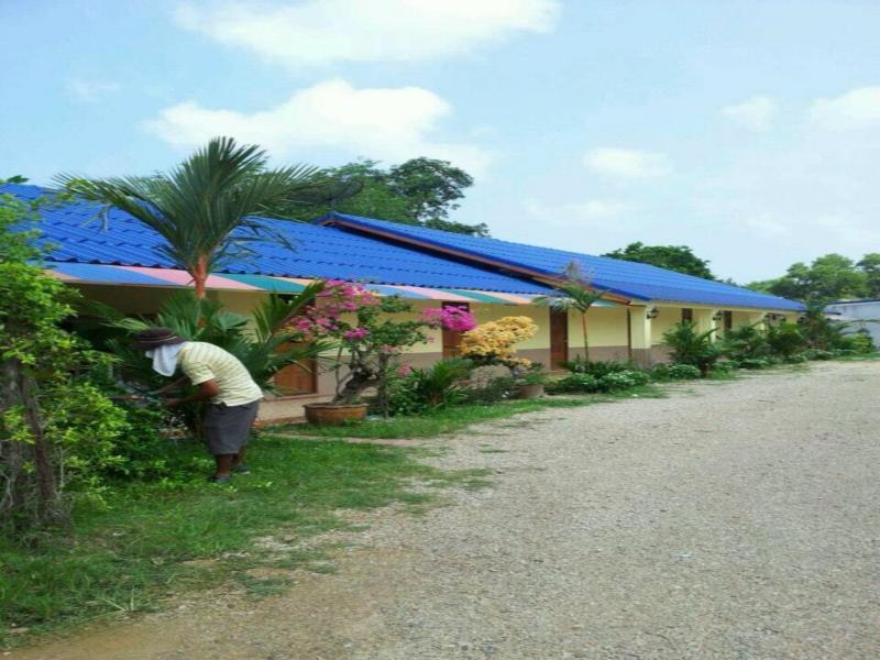 Khemthong Resort 2 Trang Exterior photo