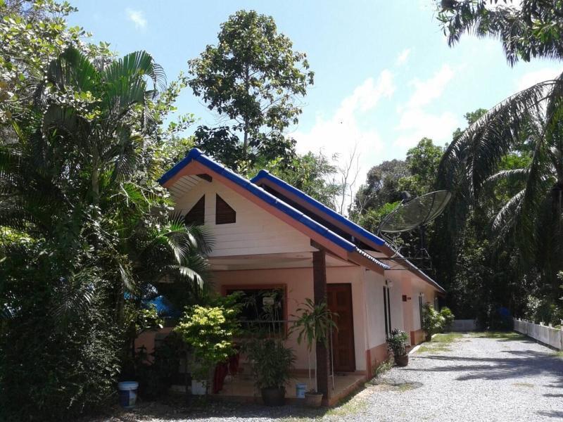 Khemthong Resort 2 Trang Exterior photo